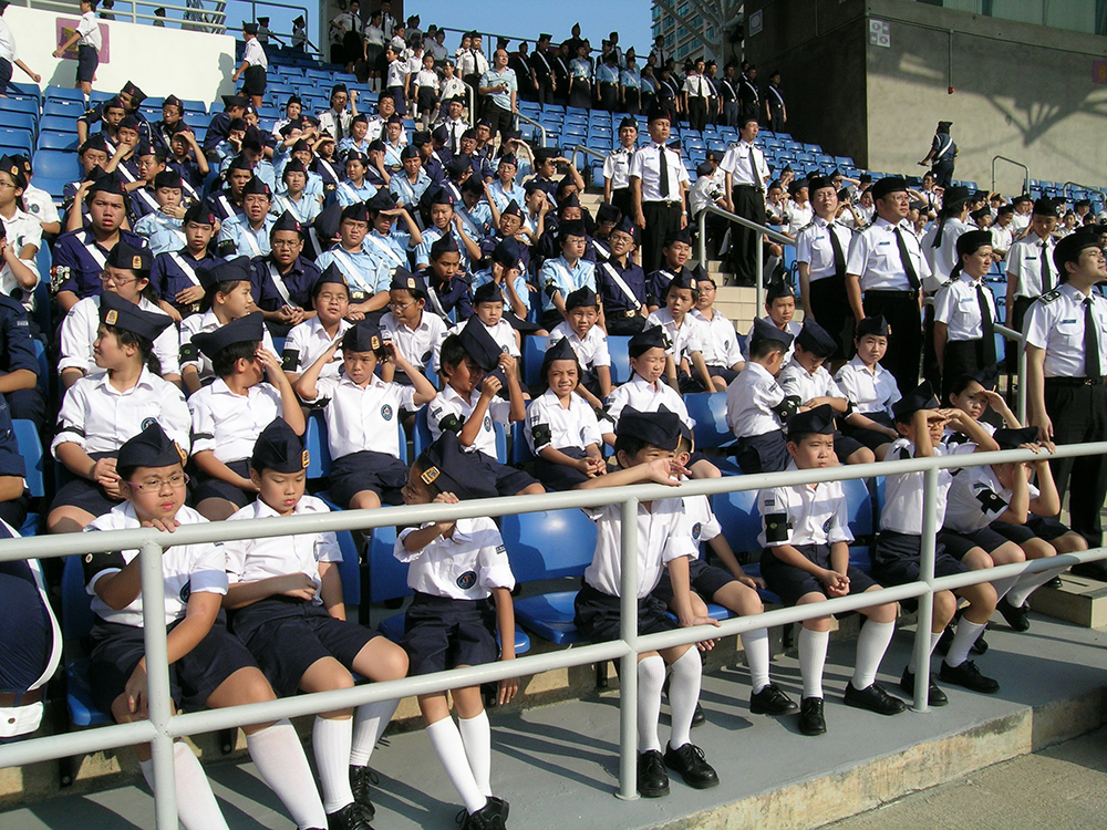 2006年 37