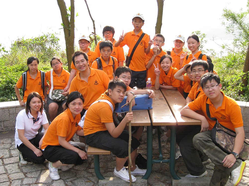 2008年 44