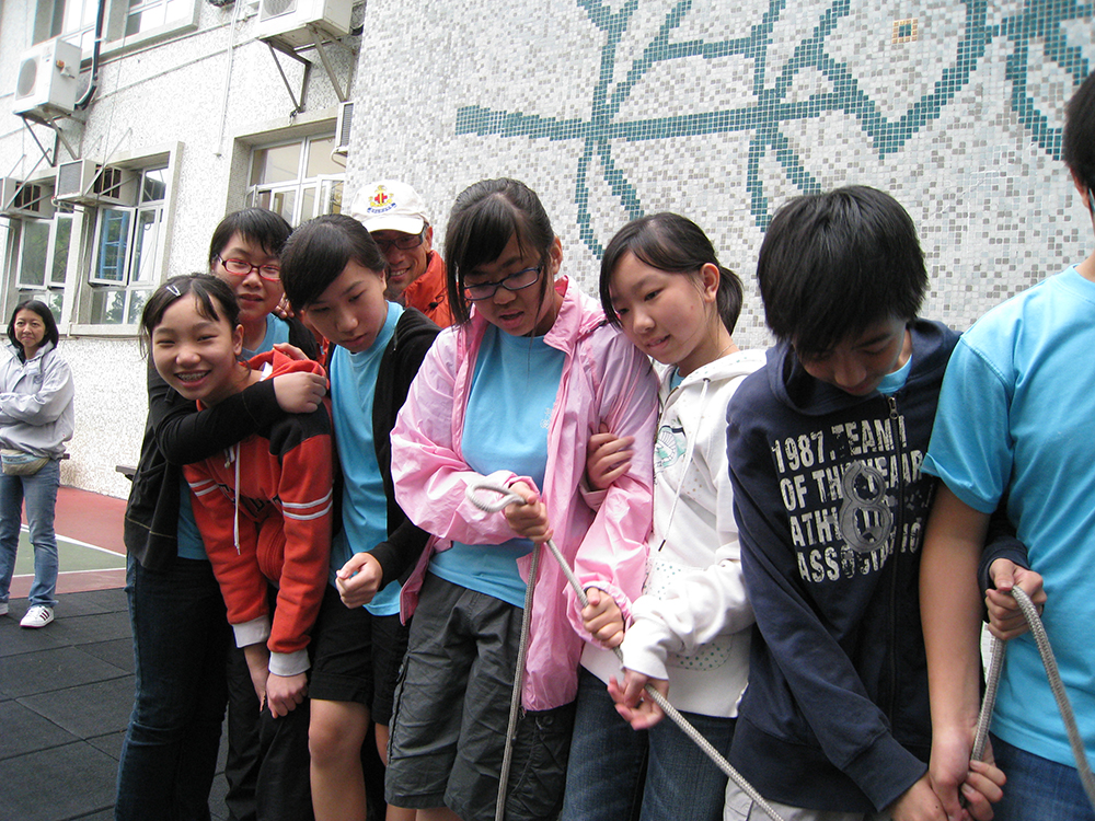 2009年 27