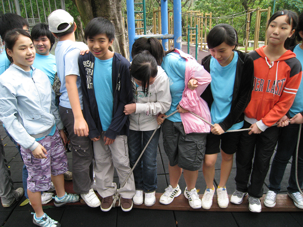 2009年 28