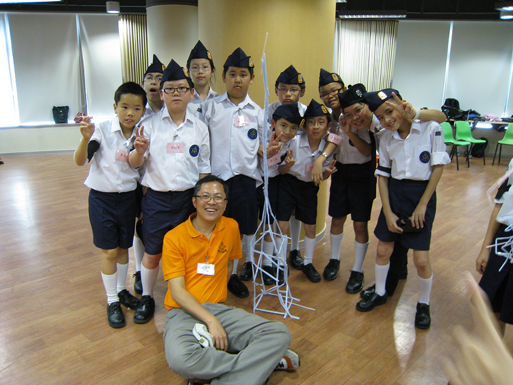 2009年 32
