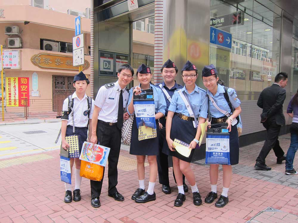 2012年 29