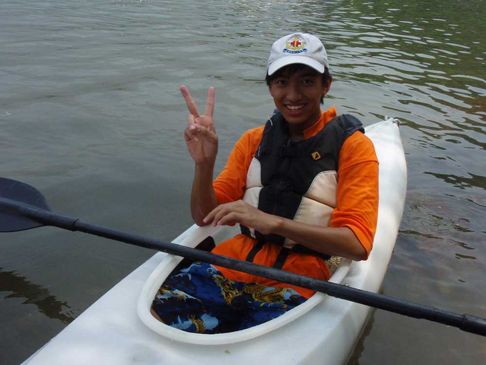2012年 33