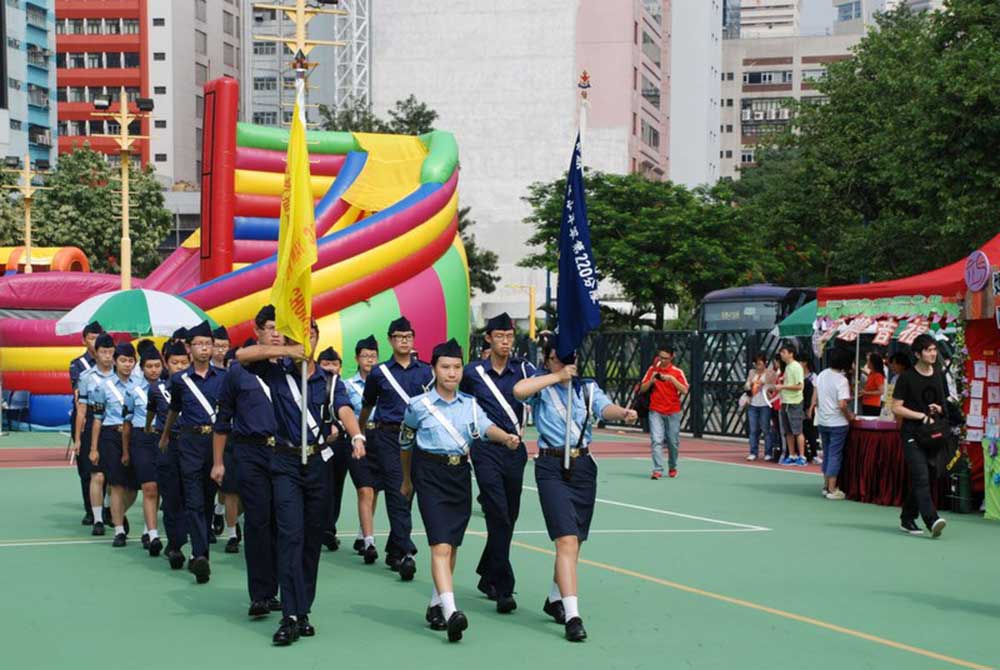 2012年 36